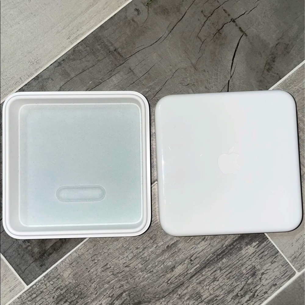 Empty Apple Iwatch case in white